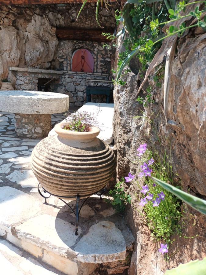 Aphrodite'S Maisonette On Corfu Island Барбати Экстерьер фото