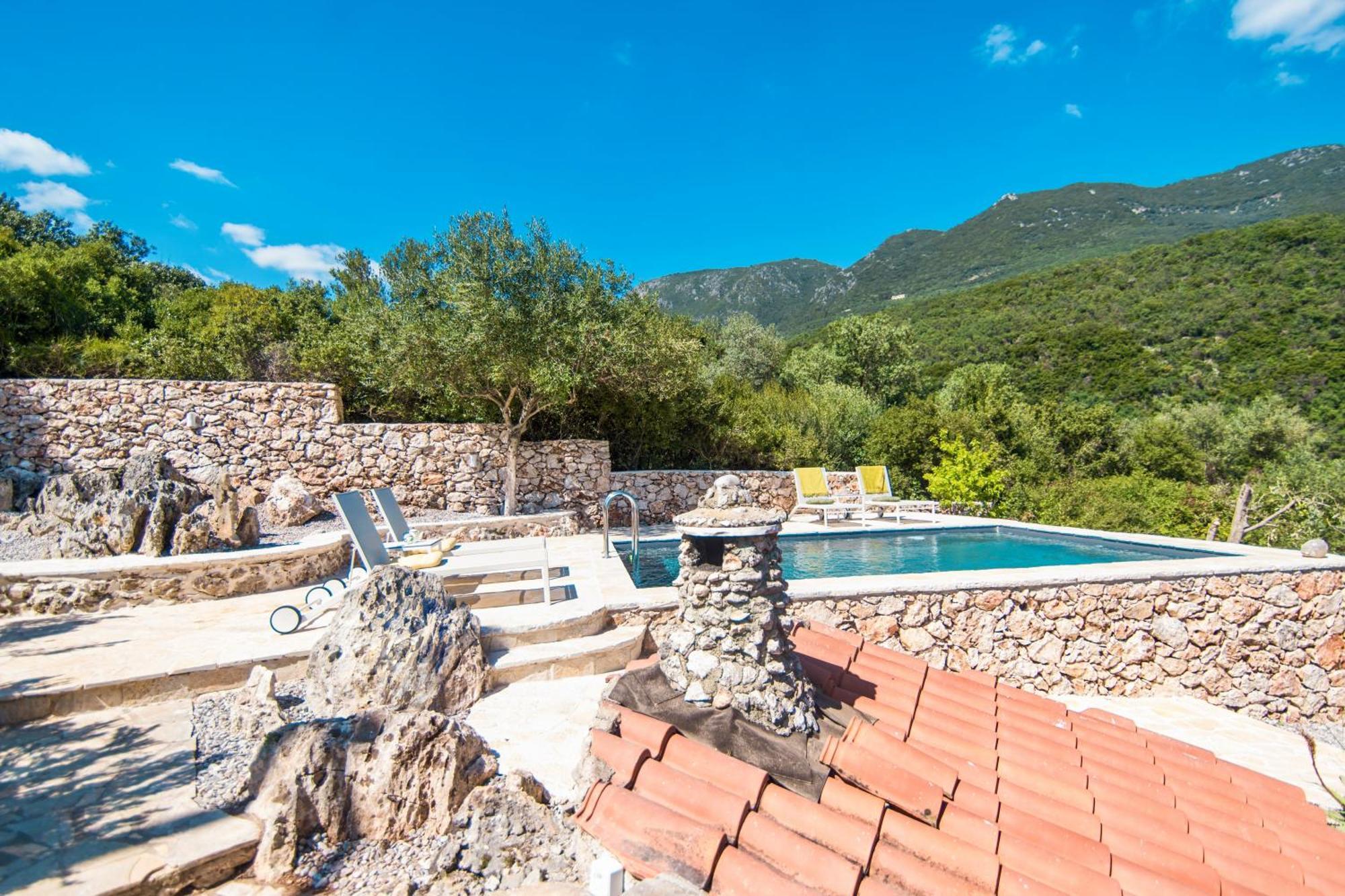 Aphrodite'S Maisonette On Corfu Island Барбати Экстерьер фото
